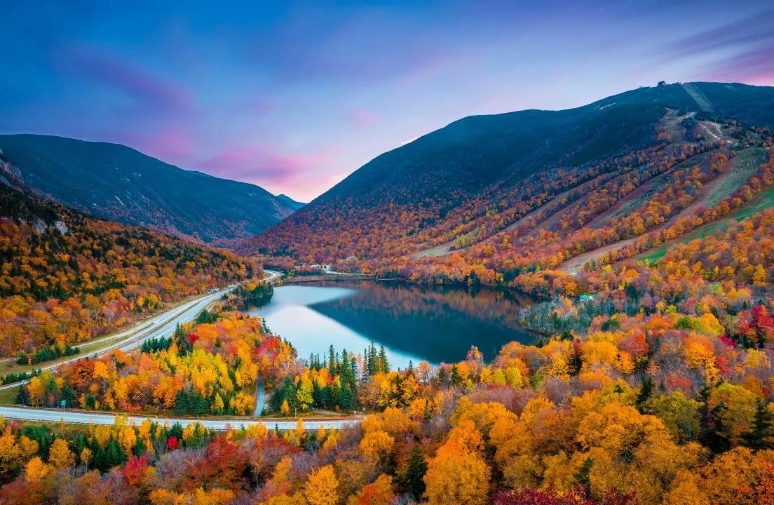 Photo of new Hampshire in autumn