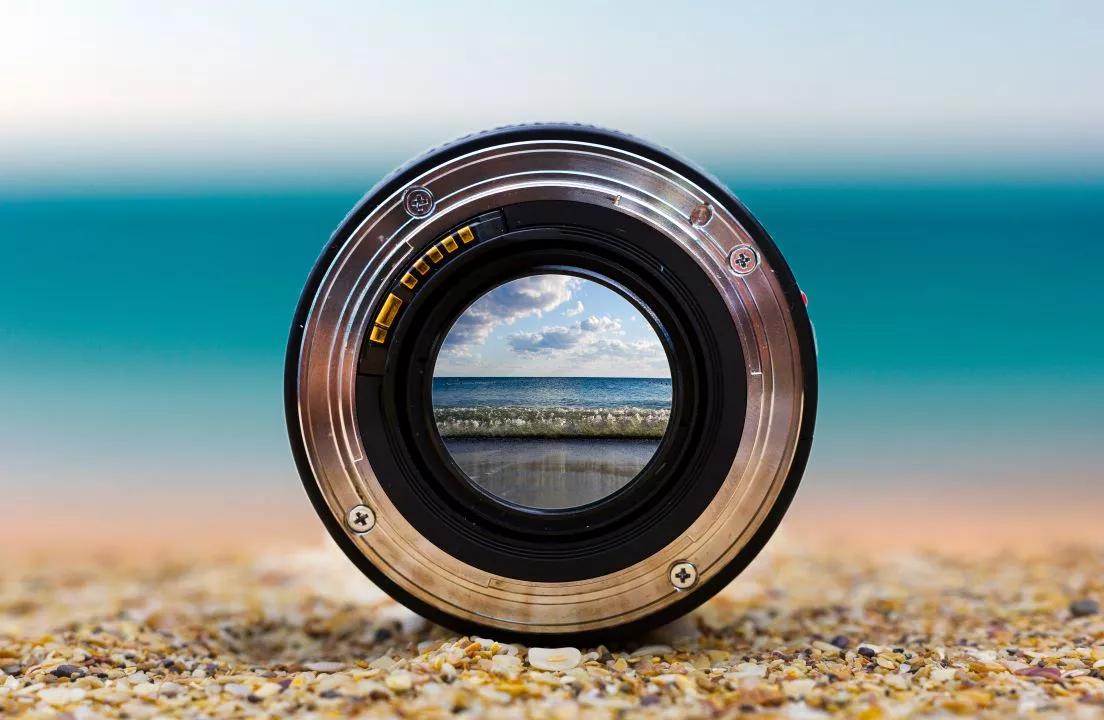 Lens on beach
