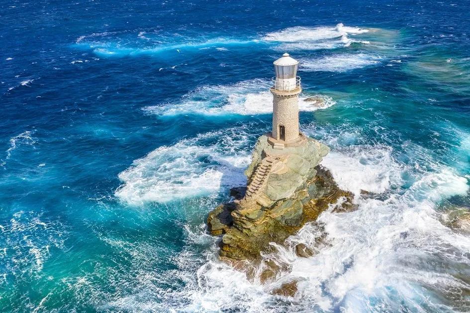 lighthouse-choppy-sea-resized