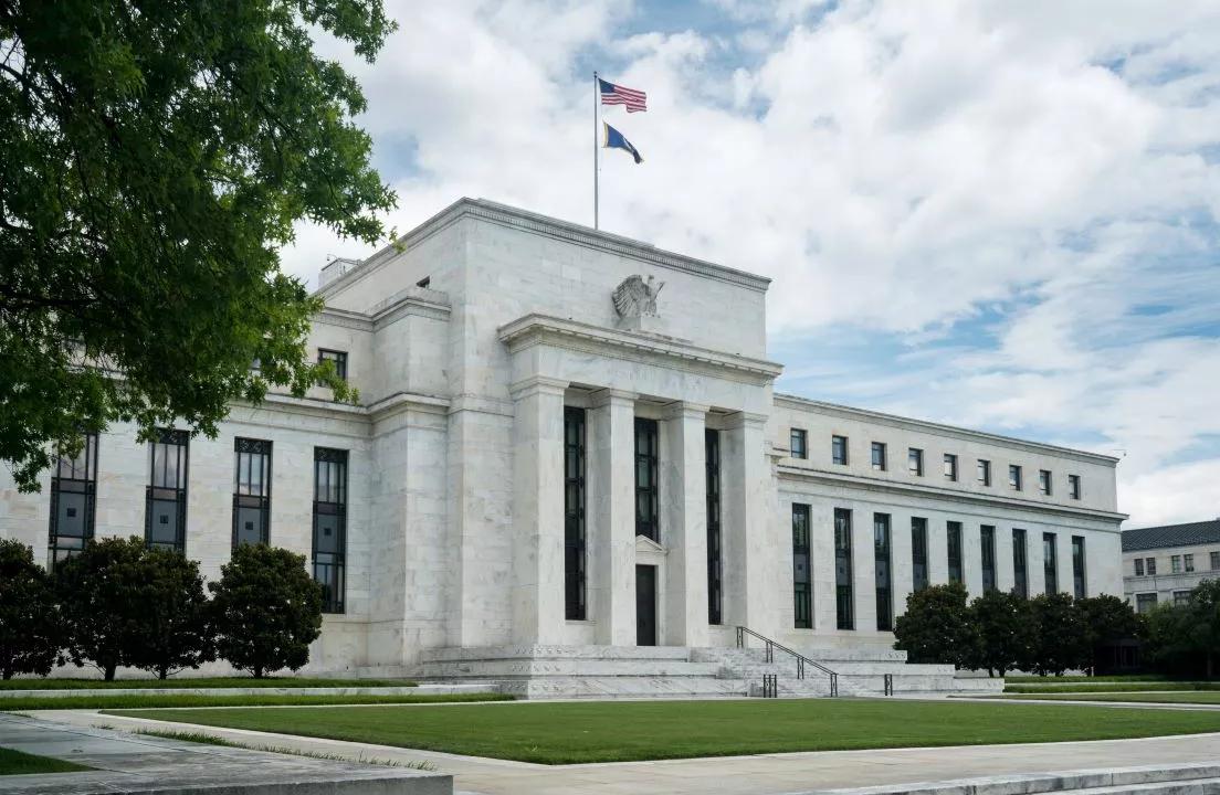 Photo of Federal Reserve building