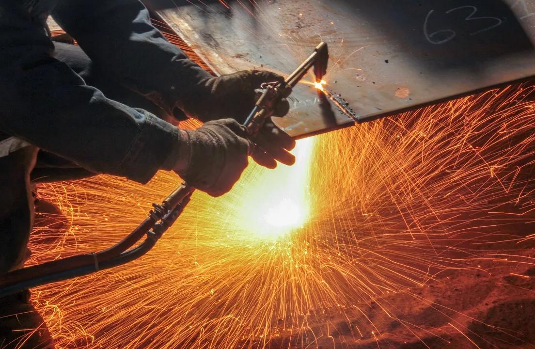 Metal worker in the US 
